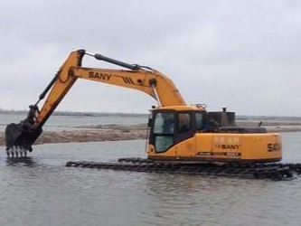 水上挖機